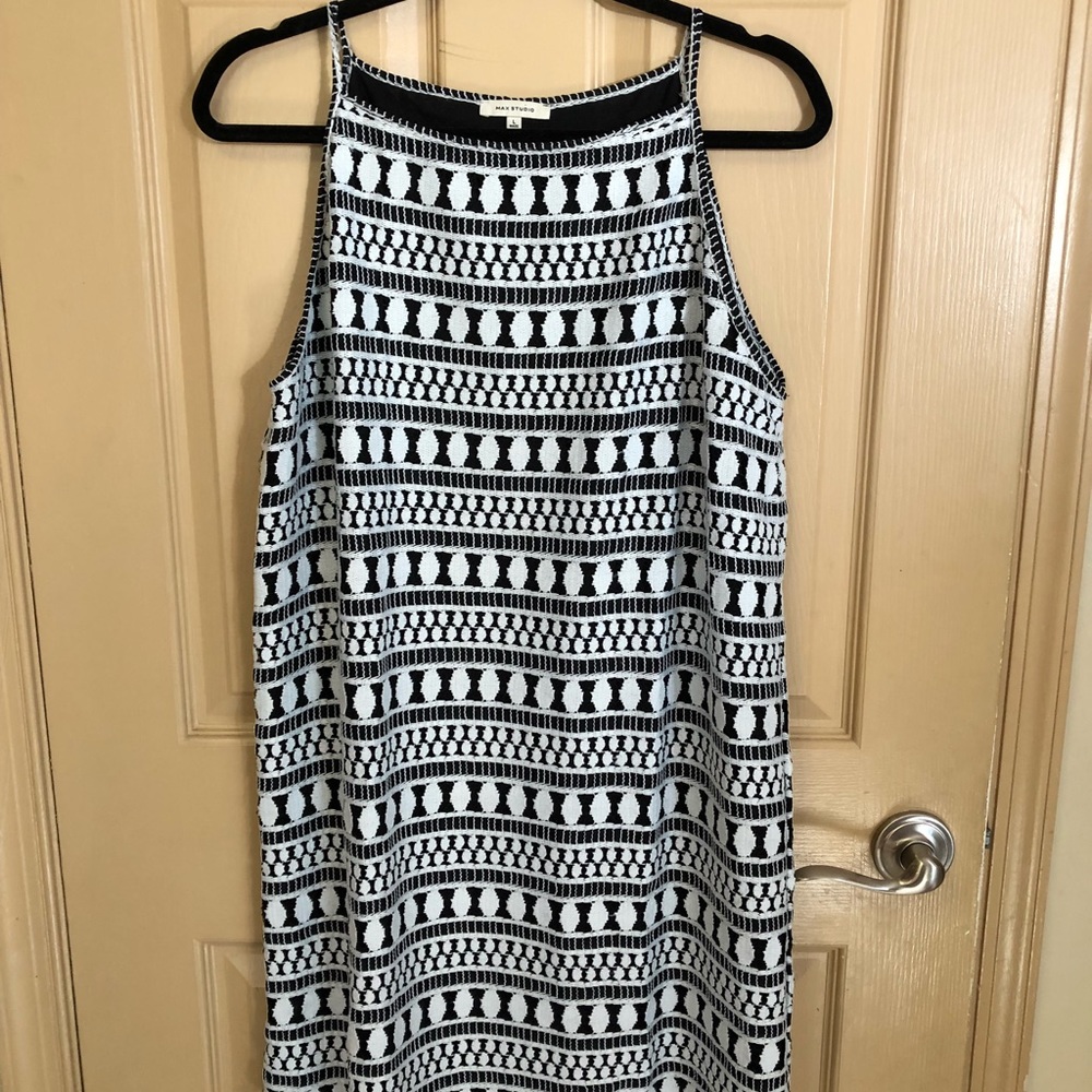 Max Studio size L halter dress